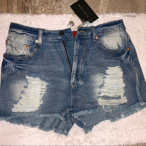 Distressed high rise denim shorts - Picture 1 of 2